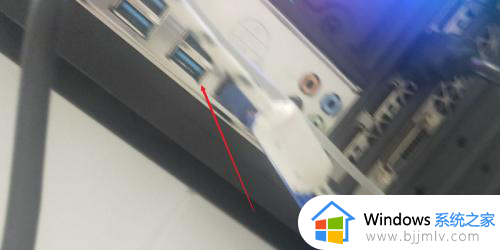 鼠标可以动但点不了桌面图标怎么回事_鼠标能动但点击桌面无反应如何解决