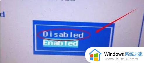 升级win10黑屏半天了怎么办_win10升级黑屏开不了机修复方法