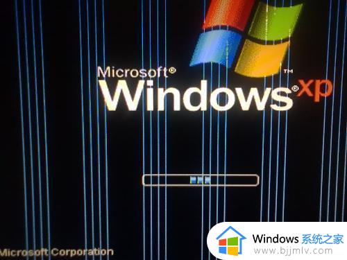电脑屏幕出现很多条纹是怎么回事_电脑屏幕出现一道道条纹如何解决