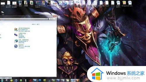 win7电脑如何分屏显示两个窗口 win7电脑怎么分屏2个显示窗口